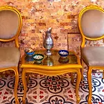 Ξενοδοχείο Walnut Shell 3*