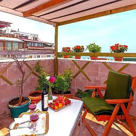 Hotel Walnut Shell 3*