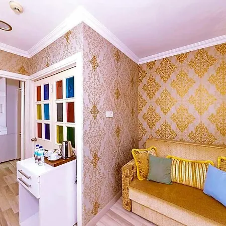 Walnut Shell Hotel 3*