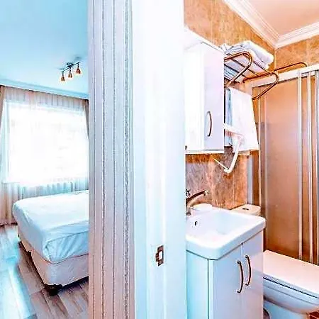 Hotel Walnut Shell 3*