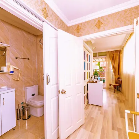 Hotel Walnut Shell Istanbul