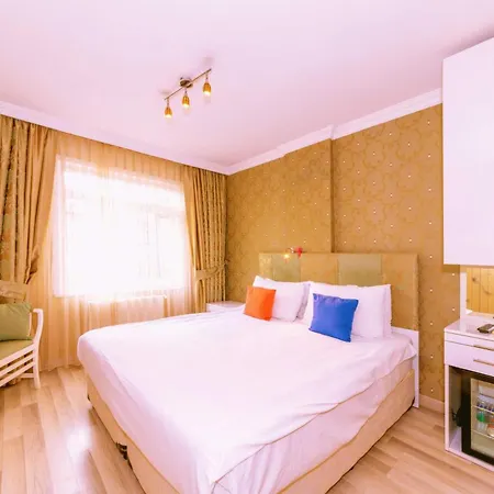 Walnut Shell 3* Istanbul