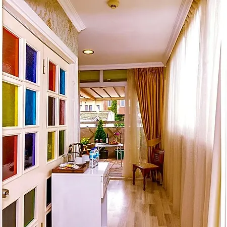 Walnut Shell - Old Sultanahmet 3*