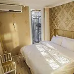 Hotel Walnut Shell 3*