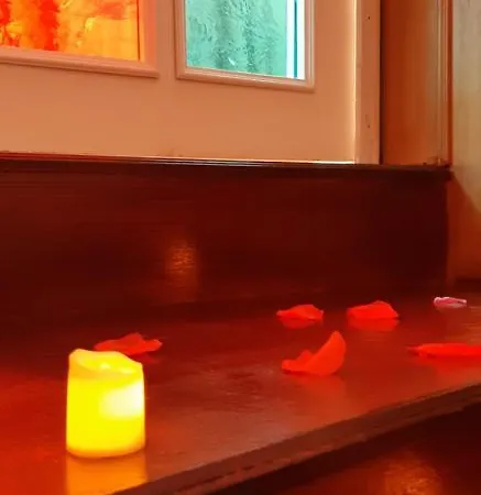 Walnut Shell Stambuł